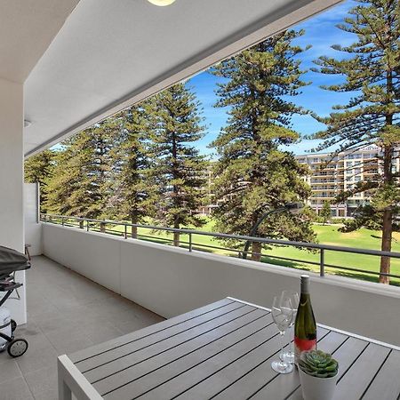 Appartamento Sea And Park Deluxe Glenelg Esterno foto