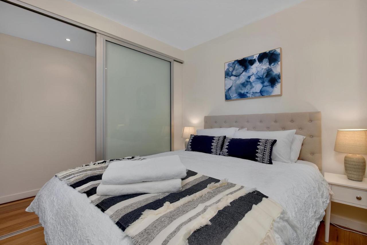 Appartamento Sea And Park Deluxe Glenelg Esterno foto